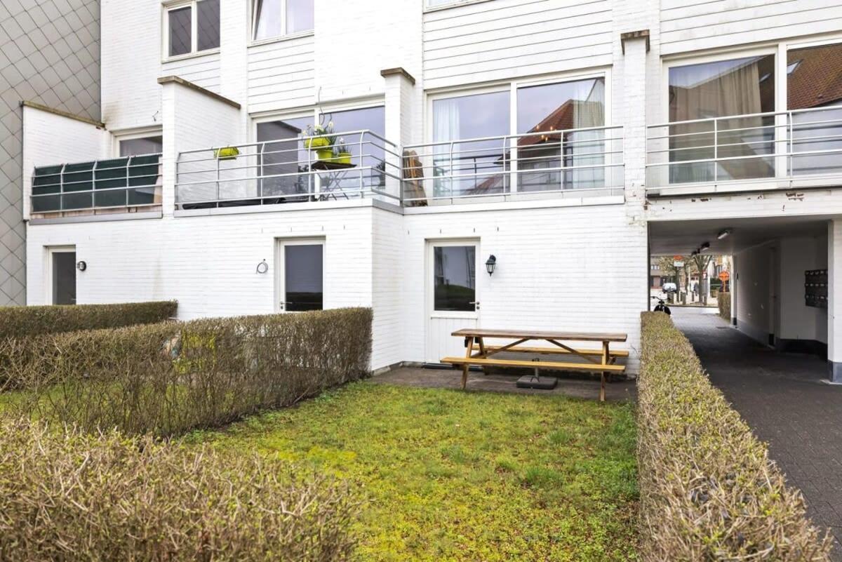 Ferienwohnung Beautiful Bel-Etage In Blankenberge Exterior foto